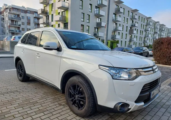 mitsubishi outlander warszawa Mitsubishi Outlander cena 65000 przebieg: 95000, rok produkcji 2014 z Warszawa